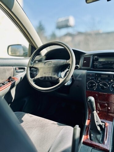 Toyota Corolla 2005, 296,000 km - 1.8 l - Bakı