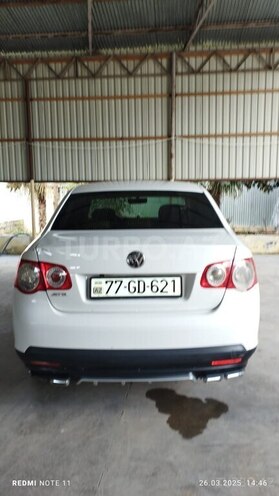 Volkswagen Jetta 2010, 412,747 km - 1.6 l - Saatlı