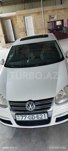 Volkswagen Jetta 2010, 412,747 km - 1.6 l - Saatlı