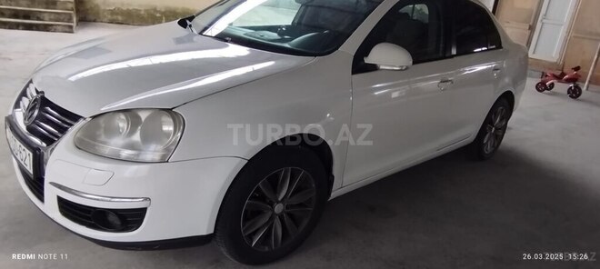 Volkswagen Jetta 2010, 412,747 km - 1.6 l - Saatlı