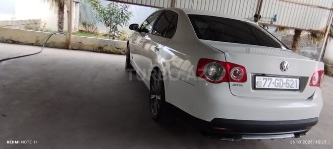 Volkswagen Jetta 2010, 412,747 km - 1.6 l - Saatlı