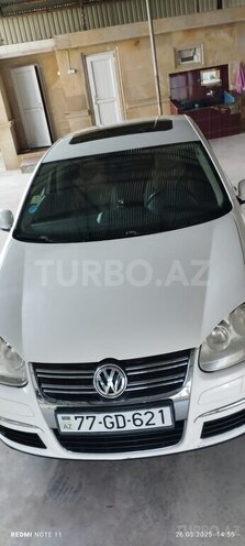 Volkswagen Jetta 2010, 412,747 km - 1.6 l - Saatlı