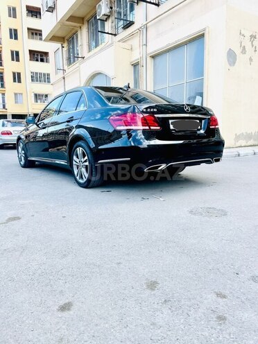 Mercedes E 220 d 2014, 222,000 km - 2.2 л - Bakı