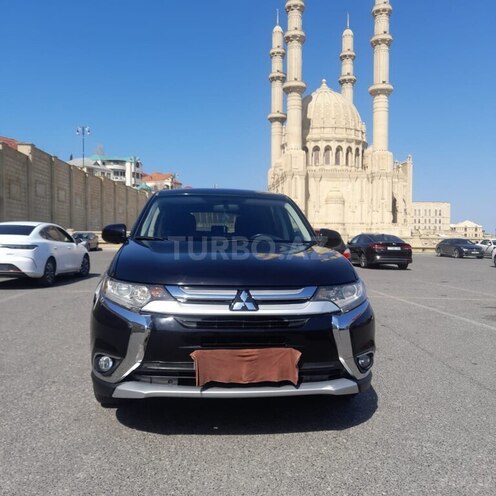Mitsubishi Outlander 2015, 65,000 km - 2.4 л - Bakı