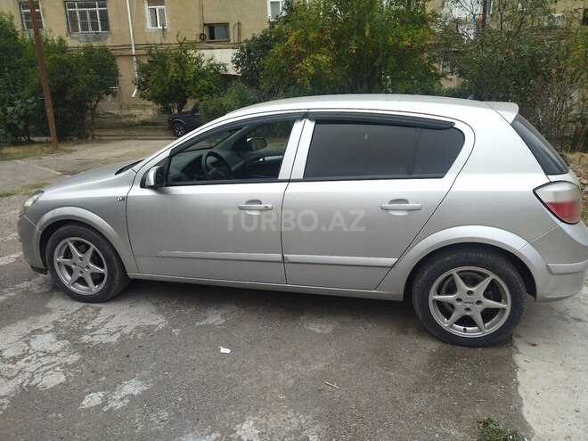 Opel Astra 2005, 375,000 km - 1.4 l - Gəncə