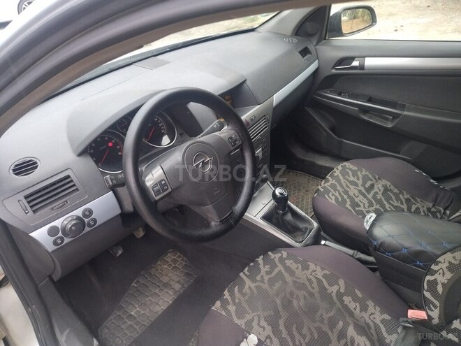 Opel Astra 2005, 375,000 km - 1.4 l - Gəncə