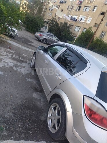 Opel Astra 2005, 375,000 km - 1.4 l - Gəncə