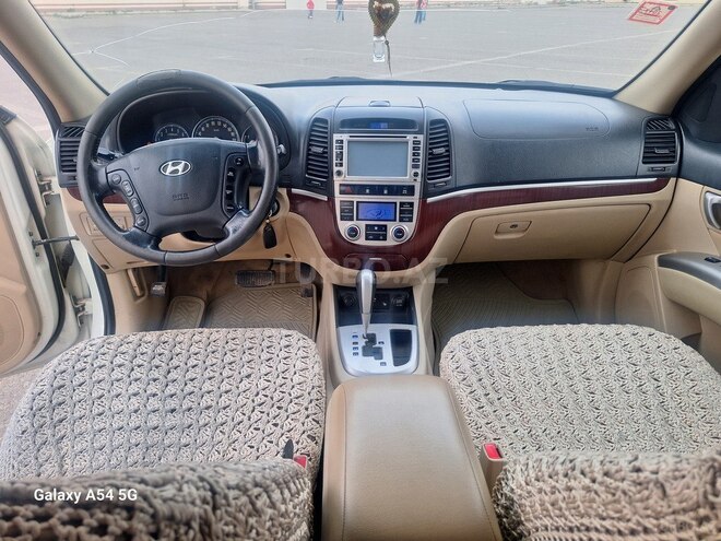 Hyundai Santa Fe-10