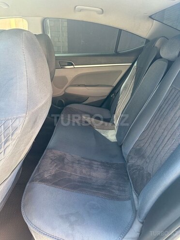 Hyundai Elantra 2016, 265,000 km - 2.0 л - Bakı