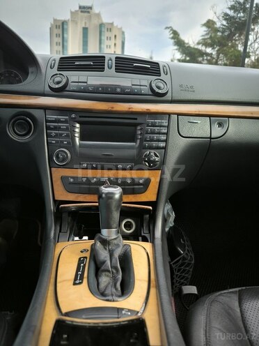 Mercedes E 320 2002, 292,000 km - 3.2 l - Bakı