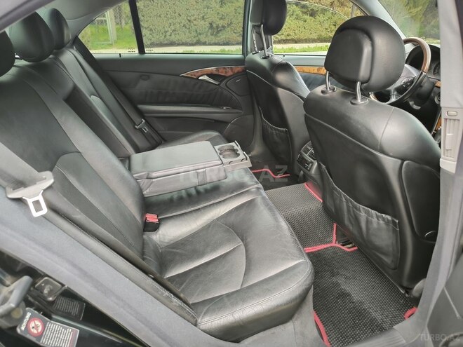 Mercedes E 320 2002, 292,000 km - 3.2 l - Bakı
