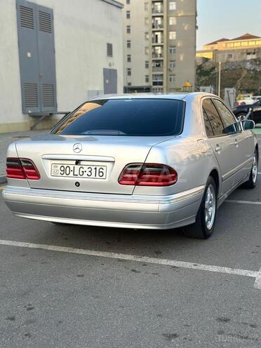 Mercedes E 240 2000, 378,000 km - 2.6 l - Bakı