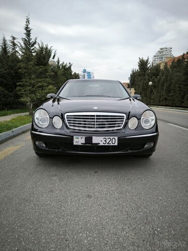 Mercedes E 320 2002, 292,000 km - 3.2 l - Bakı