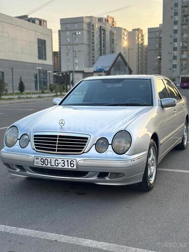 Mercedes E 240 2000, 378,000 km - 2.6 l - Bakı