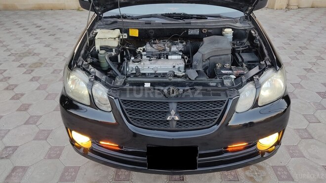 Mitsubishi Airtrek 2002, 338,112 km - 2.0 l - Sumqayıt