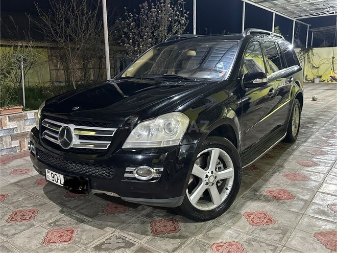 Mercedes GL 550 2008, 209,000 km - 5.5 l - Neftçala