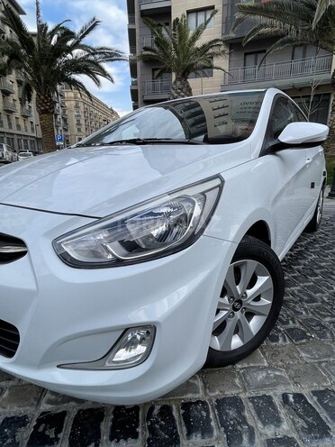 Hyundai Accent 2015, 67,739 km - 1.4 l - Bakı