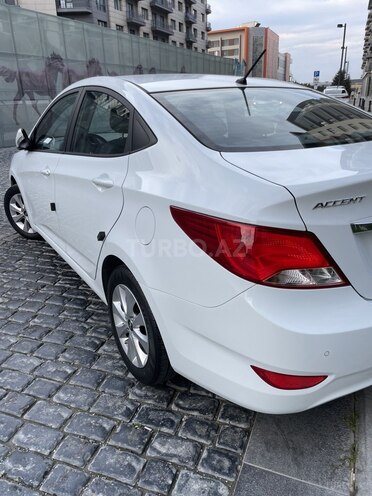 Hyundai Accent 2015, 67,739 km - 1.4 l - Bakı