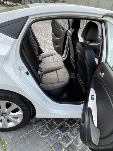 Hyundai Accent 2015, 67,739 km - 1.4 l - Bakı