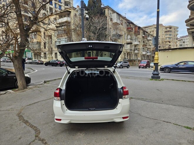 Toyota Corolla Fielder 2019, 106,000 km - 1.5 l - Bakı