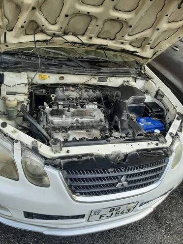 Mitsubishi Airtrek 2003, 300,000 km - 2.0 л - Bakı