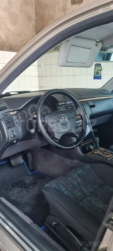 Mercedes E 240 1999, 350,000 km - 2.4 l - Bakı
