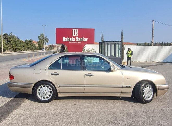 Mercedes E 240 1999, 350,000 km - 2.4 l - Bakı
