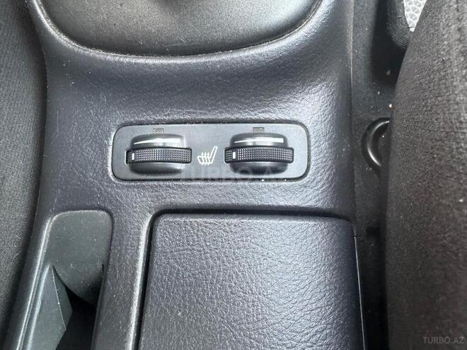 Toyota Avensis 2006, 263,000 km - 2.2 л - Bakı