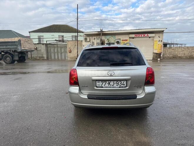Toyota Avensis 2006, 263,000 km - 2.2 л - Bakı