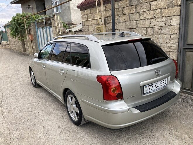 Toyota Avensis 2006, 263,000 km - 2.2 л - Bakı