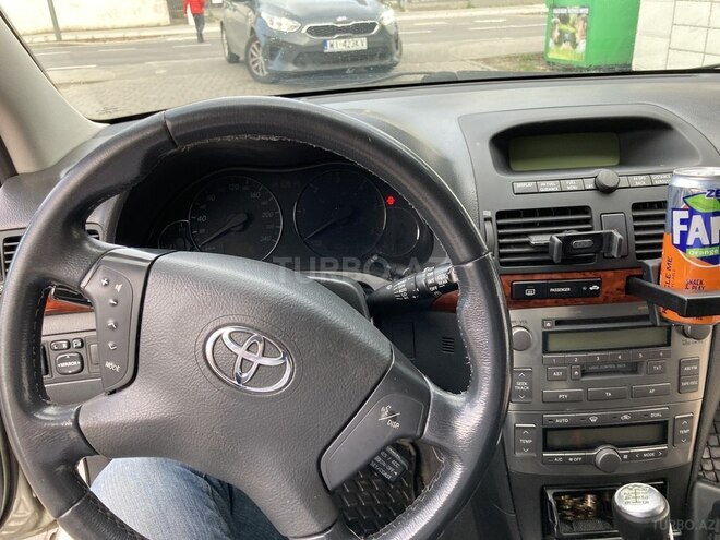 Toyota Avensis 2006, 263,000 km - 2.2 л - Bakı