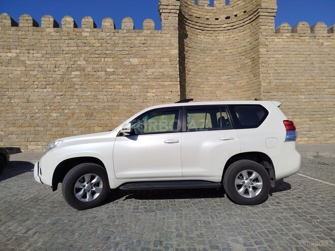 Toyota Land Cruiser Prado 2009, 252,000 km - 2.7 l - Bakı