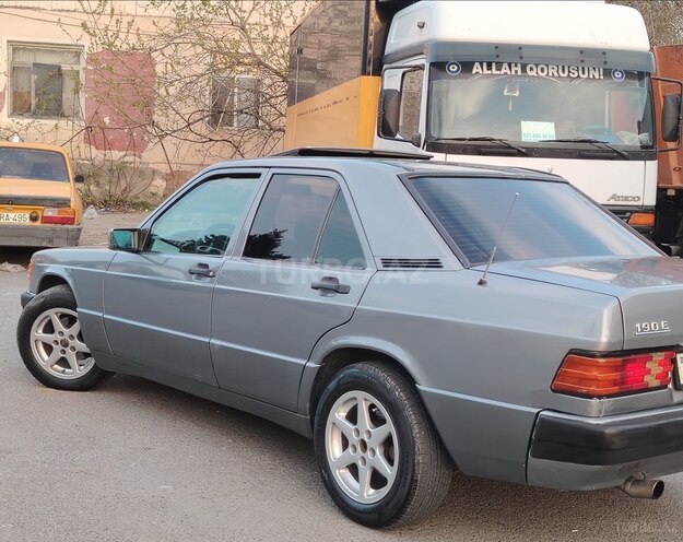 Mercedes 190 1992, 345,000 km - 2.0 l - Bərdə