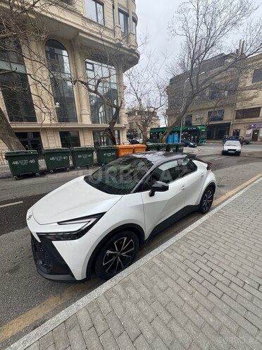 Toyota C-HR-3