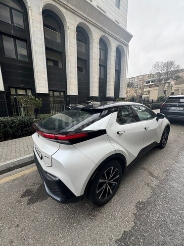 Toyota C-HR-5