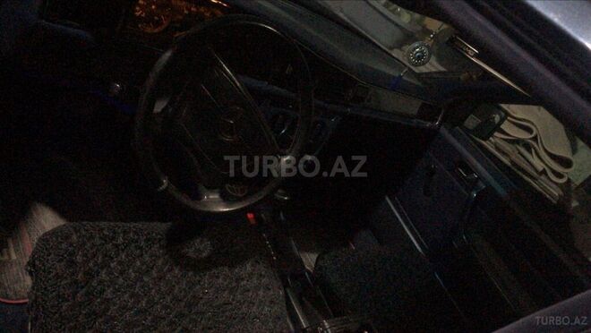 Mercedes 190 1992, 180,000 km - 2.0 l - Bakı