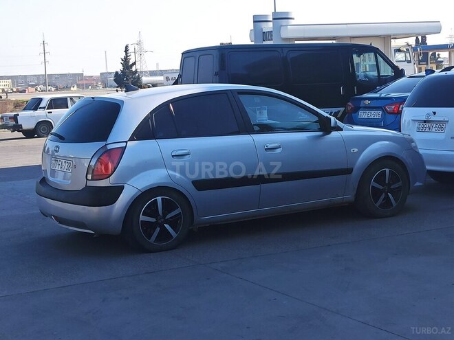 Kia Rio 2006, 380,000 km - 1.5 l - Bakı