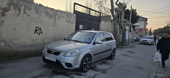 Kia Rio 2006, 380,000 km - 1.5 l - Bakı