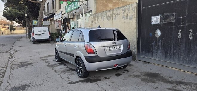 Kia Rio 2006, 380,000 km - 1.5 l - Bakı