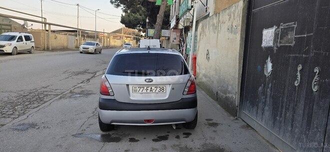 Kia Rio 2006, 380,000 km - 1.5 l - Bakı