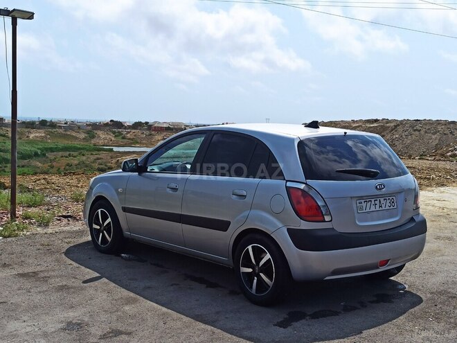Kia Rio 2006, 380,000 km - 1.5 l - Bakı