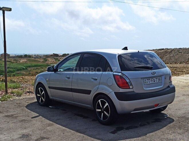 Kia Rio 2006, 380,000 km - 1.5 l - Bakı