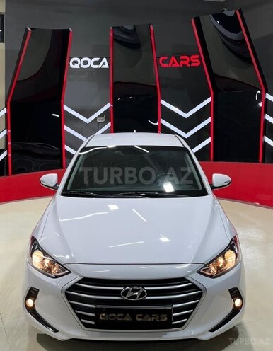 Hyundai Elantra-2