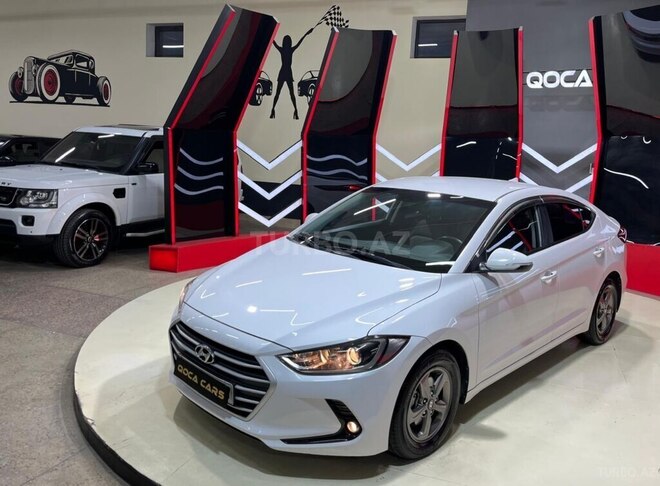 Hyundai Elantra-3