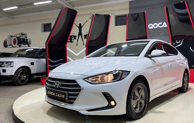 Hyundai Elantra-4