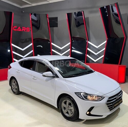 Hyundai Elantra-5