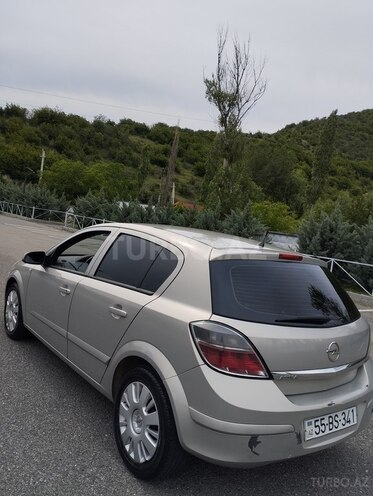 Opel Astra 2007, 294,000 km - 1.4 л - Şəki