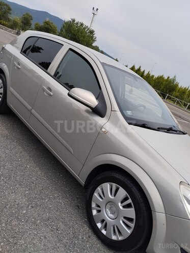 Opel Astra 2007, 294,000 km - 1.4 л - Şəki