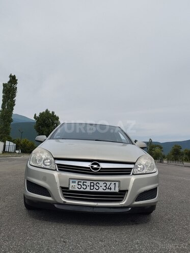 Opel Astra 2007, 294,000 km - 1.4 л - Şəki