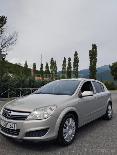 Opel Astra 2007, 294,000 km - 1.4 л - Şəki